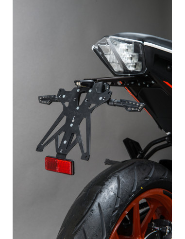 Support de plaque réglable LIGHTECH noir KTM 390 Duke