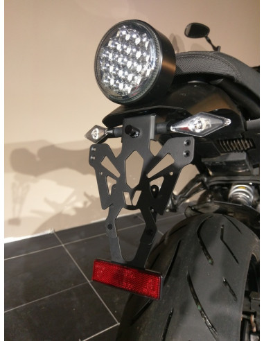 Support de plaque V PARTS noir Yamaha XSR 900