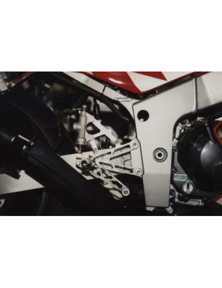 COMMANDES RECULÉES POUR ZX6R 1995-97, ZXR750 1991-95 ET ZX7R 1996-03