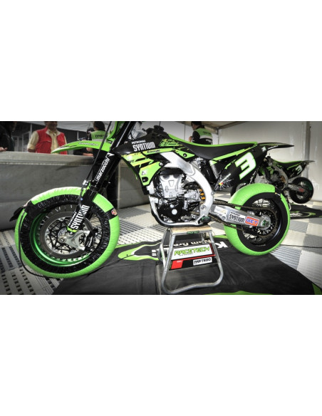 Etrier de frein radial gauche BERINGER Aerotec® 4 pistons Ø32mm entraxe 108mm noir