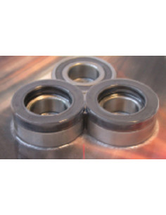 KIT ROULEMENTS DE ROUE ARRIERE POUR SUZUKI RM125/250 2000-07