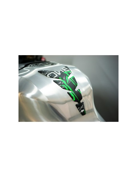 Protège Réservoir 1 Pièce Format : 134.2x222.9mm