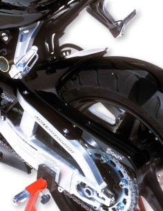 garde boue arrière Ermax pour CBR 600 RR 2003/2008  2