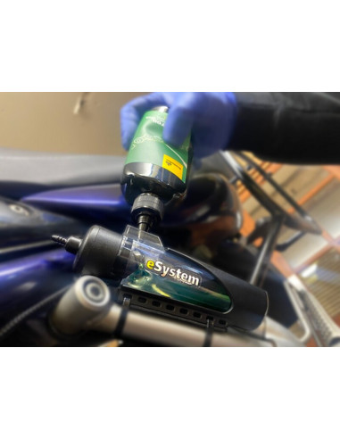 Lubrifiant vert biodégradable SCOTTOILER pour graisseur de chaîne électronique - 250ml