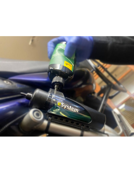 Lubrifiant vert biodégradable SCOTTOILER pour graisseur de chaîne électronique - 125 ml