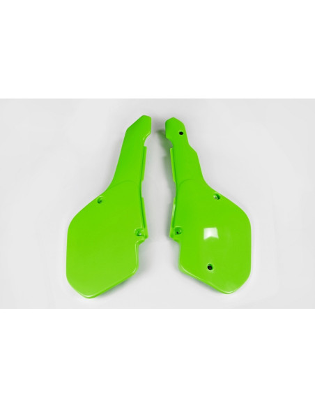 Plaques latérales UFO