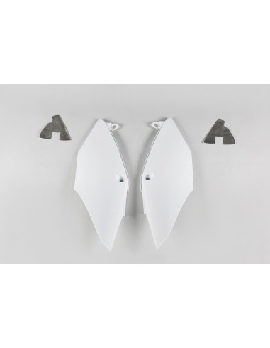 Plaques latérales UFO