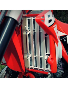 Protection de radiateur AXP aluminium - Beta 2