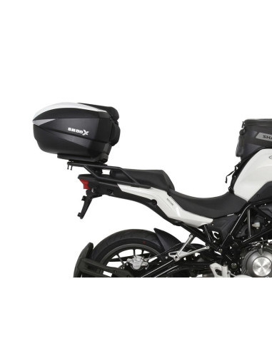 Porte paquet SHAD Top Master pour BENELLI TRK 502X 2018 top case gros plan