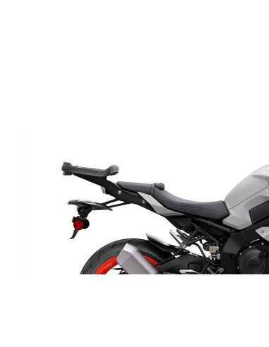 Porte paquet SHAD Top Master pour YAMAHA MT-10 2016-2020 gros plan sans top case