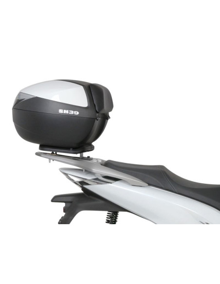 Porte paquet SHAD Top Master pour HONDA SH 125 gros plan avec top case