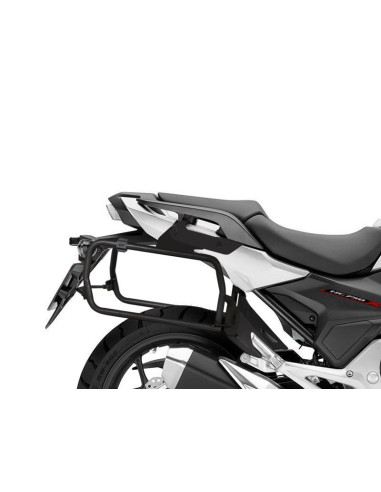 Fixation 4P system SHAD pour HONDA NC 750 X 2016 2020 gros plan