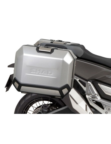 Fixation 4P system SHAD pour HONDA X-ADV  2017 2020 avec valises gros plan