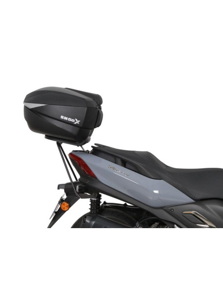 Porte paquet SHAD Top Master pour YAMAHA TRICITY 300 gros plan avec top case