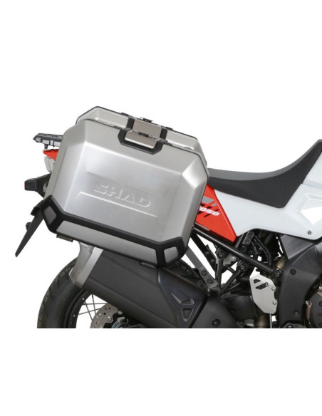 Fixation 4P system SHAD pour SUZUKI V-STROM 1000 1050 2014 2020 avec valises gros plan